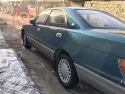 تۆیۆتا کراون